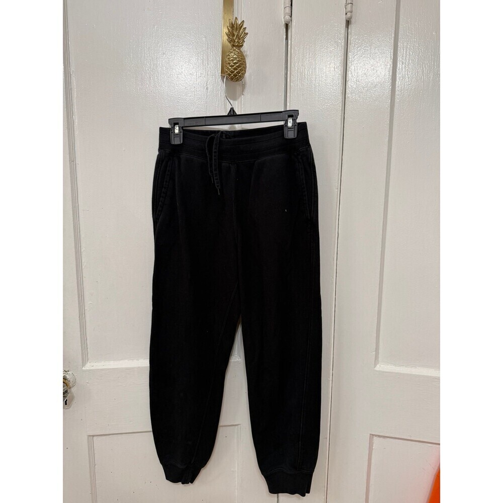 Uniqlo men’s size small black jogger pants